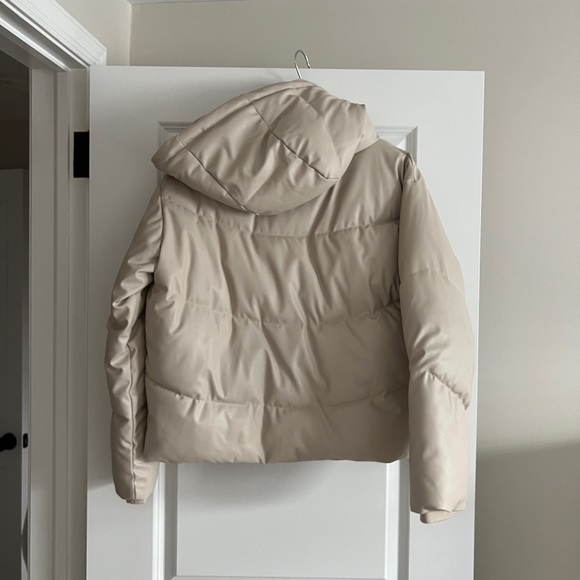 Zara Puffer Jacket - Picture 2 of 5